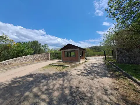 VENTA TERRENO EN BARRIO PRIVADO HORCO MOLLE