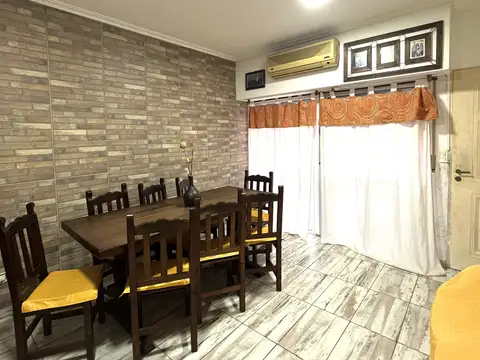 Araujo 300, Piso PB