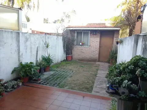 Casa en Venta con 1 cochera