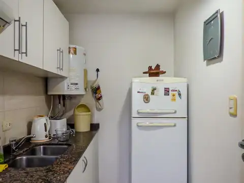 Caseros 1700, Piso 3