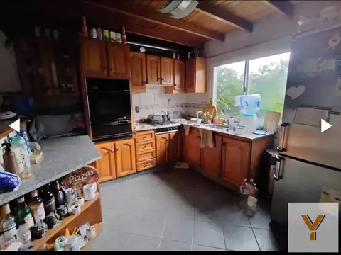 Casa en venta - 4 Dormitorios 2 Baños - San Justo