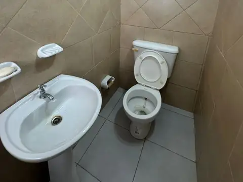 Oficina en Alquiler en Centro, $ 900.000