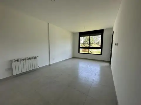 Departamento en Venta en Fisherton, USD 160.000