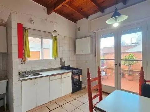 Depto Tipo Casa en Venta 60 años