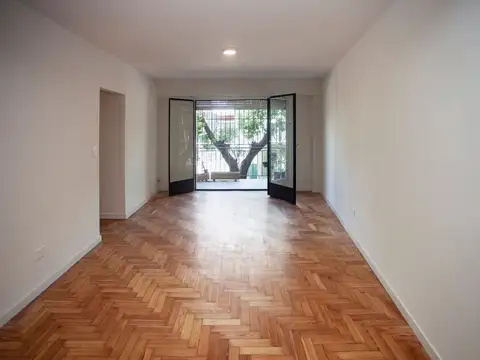 VENTA DEPTO. 4 AMB. CON BALCÓN AL FRENTE CABALLITO