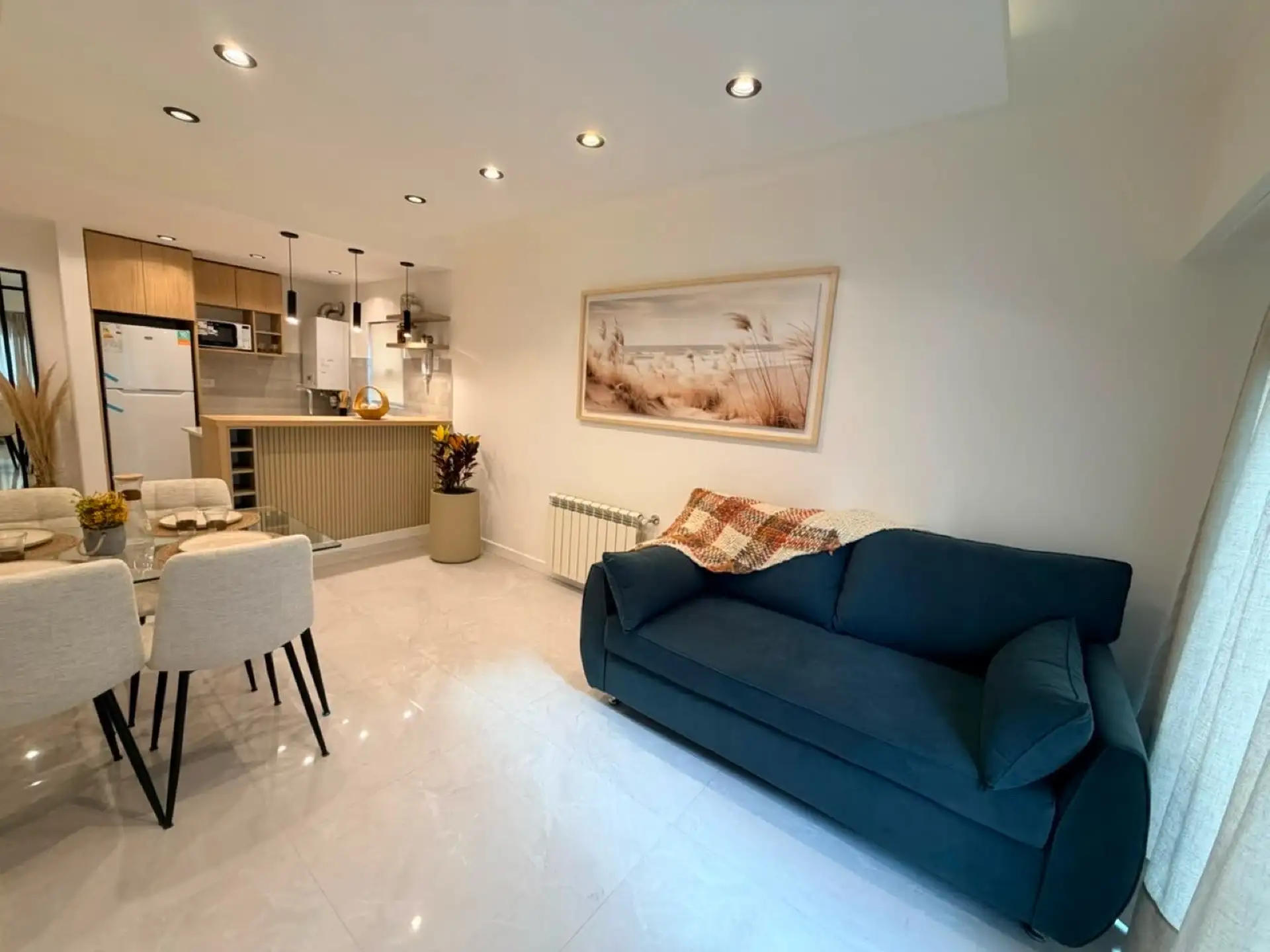 Venta de departamento - 3 ambientes - A la calle - Con balcón francés - Centro - Plaza Colón