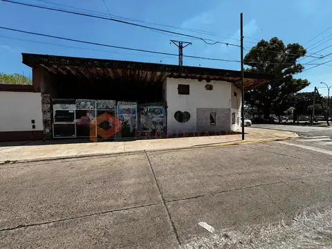 Galpon en Venta en Mataderos, USD 550.000
