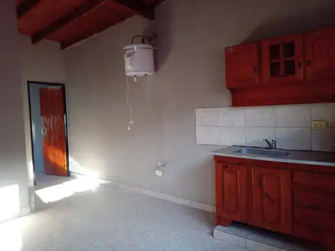 Alquiler DEPARTAMENTO 2 ambientes con balcon.