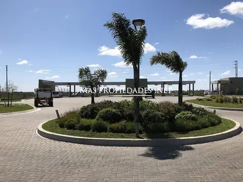 Venta Terreno / Lote a la laguna Santa Clara Canning 700