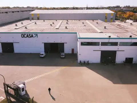 Juan Pablo II 7962 - Nave Logistica 3.600 m2 + Oficinas