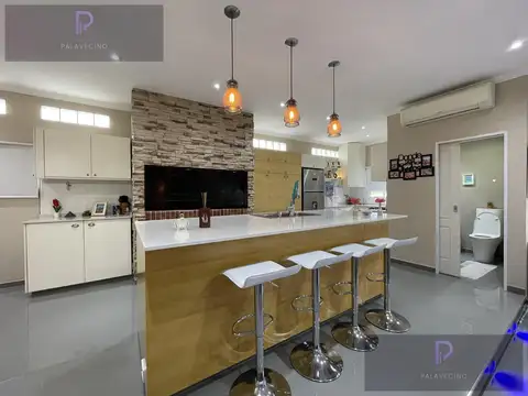 VENTA CASA 3 AMB + DEPTO + GALPÓN EN JOSÉ C. PAZ