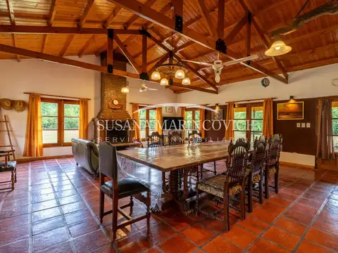 Casa en Venta con 1 cochera