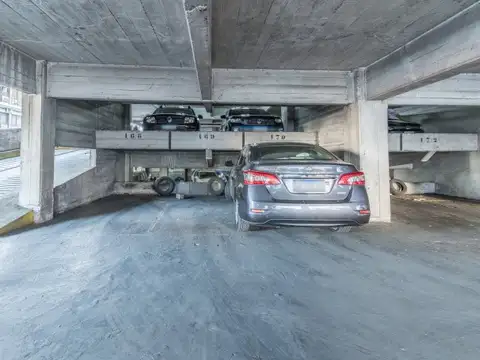 COCHERAS FIJAS CUBIERTAS . RECOLETA . CHARCAS Y ECUADOR