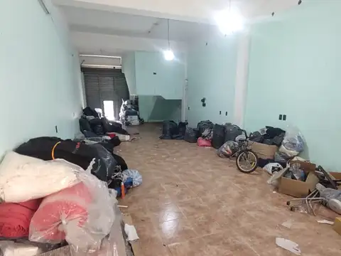 Local en Alquiler Via Púb.