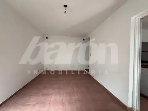Depto Tipo Casa 3 ambientes con 1 baño