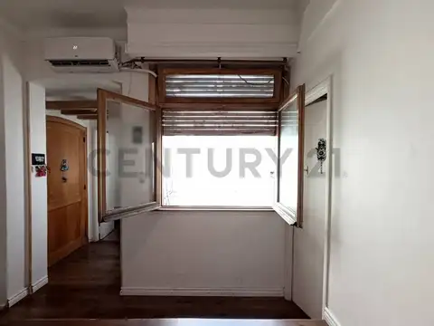 O Higgins 2300, Piso 2