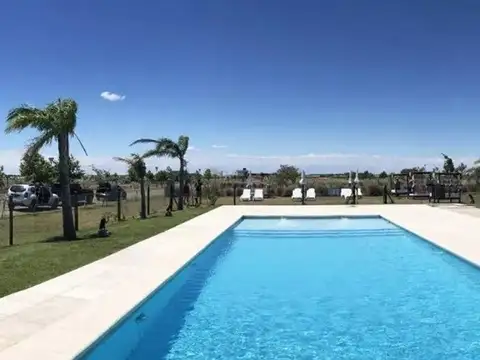 Lote en Campos de la Enriqueta (club de campo) La Plata