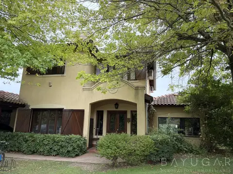 Venta Casa - Barrio Santa Silvina - Pilar