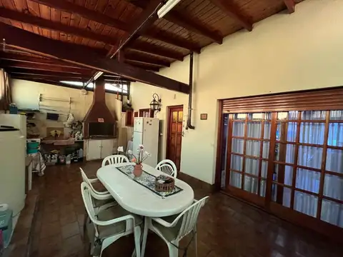 Depto Tipo Casa en Venta 41 años