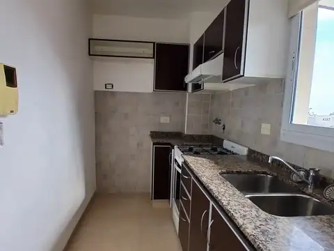 Departamento Dos Ambientes Crisólogo Larralde 1016, Morón, Morón
