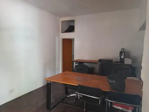 Departamento en Venta en Olivos Vias/Rio, USD 65.000