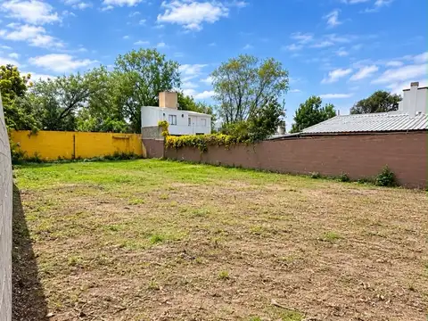 Terreno en Venta en Arguello, USD 125.000