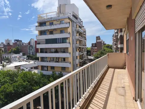 Zeballos 300