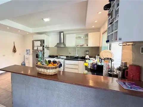 Casa en Venta en Guernica, USD 175.000
