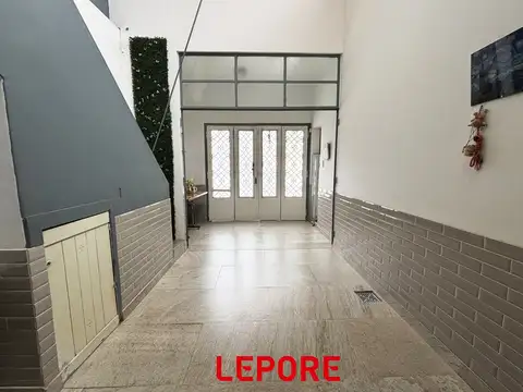 Casa en Venta en Parque Chacabuco, USD 115.000