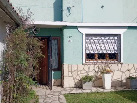 Casa en Venta con 1 cochera