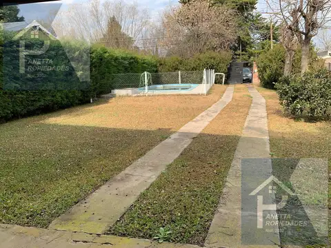 Casa en VENTA - Los Pinos