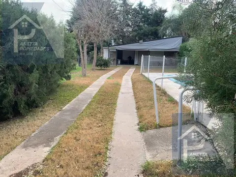 Casa en Venta con 4 cocheras