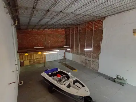 Galpon en Alquiler 10  mts Frente