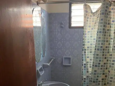 Casa de 4 amb. en venta | Berazategui