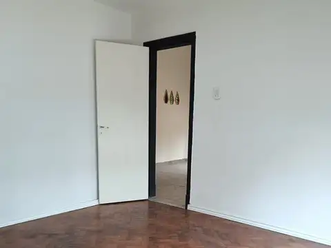 Casa en Alquiler en Lanús Oeste, $ 800.000