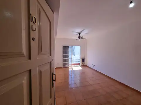 Departamento en Venta en Piñeyro, USD 65.000