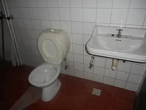 Hipolito Yrigoyen 4156 , Piso 0