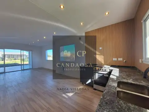 NEV.Casa venta interna a estrenar en Pilar del este