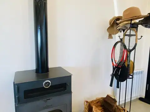 Casa 3 ambientes con 2 baños