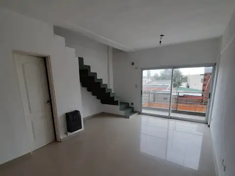 Precioso dpto 3 ambientes en Berazategui Centro