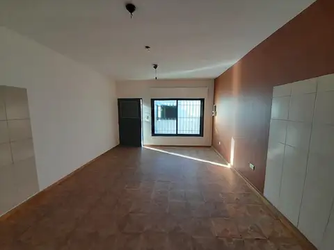 Local en Alquiler en Centro, $ 250.000