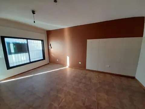 Fray Luis Beltrán 2700