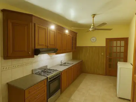 VENTA CASA 4 AMBIENTES