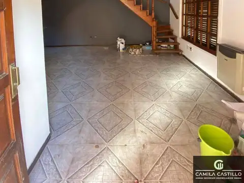 Casa 3 ambientes con 2 baños