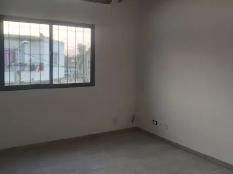 Nahuel Huapi 800, Piso 1°