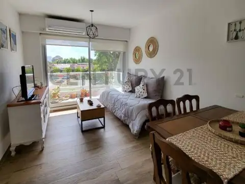Departamento en Alquiler con 1 cocheras