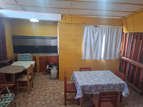 Casa en Alquiler con 1 cochera