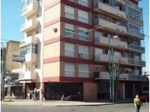 Local en Venta en Pompeya, USD 35.000