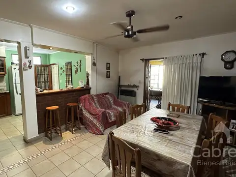 Casa en Venta en Los Hornos, USD 115.000
