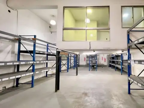 LOCAL COMERCIAL CON OFICINA V. DOMINICO AVELLANEDA